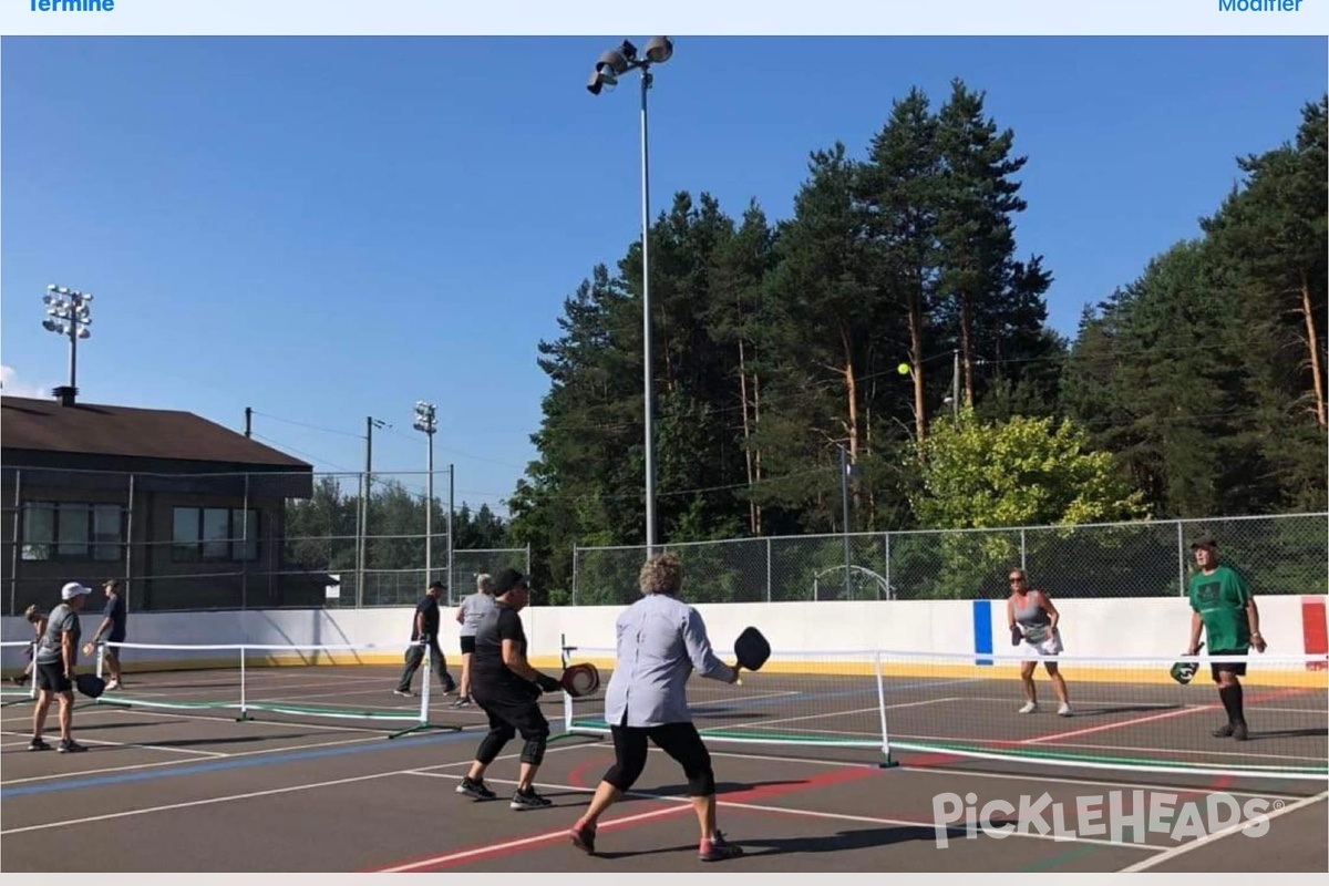 Photo of Pickleball at Parc Jacques Auclair